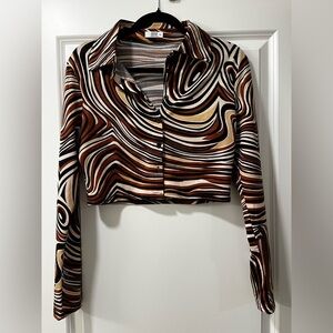 Cropped Button Down Swirl Long Sleeve